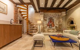 L'Écrin sous le Château - Sauna et Raffinement - Classé 4 étoiles